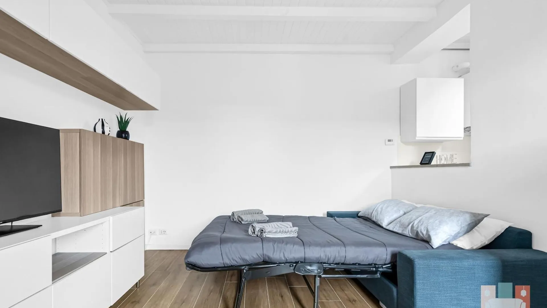 Lo3 • Navigli Chic Apartment • Milan